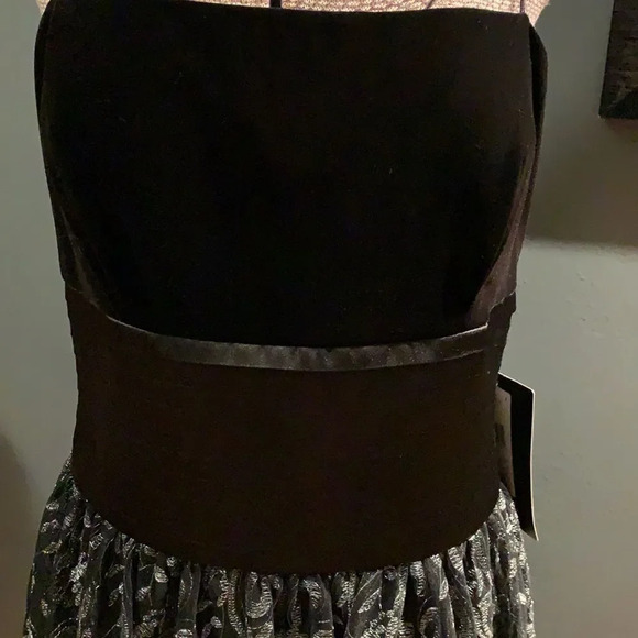 JS Boutique black velvet/satin/embroidered midi, 8 - Picture 3 of 7